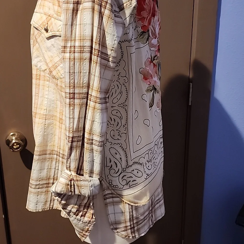 ARATTA  " ROUGH RIDER"Floral Embroidered Plaid Shirt - Picture 3 of 6